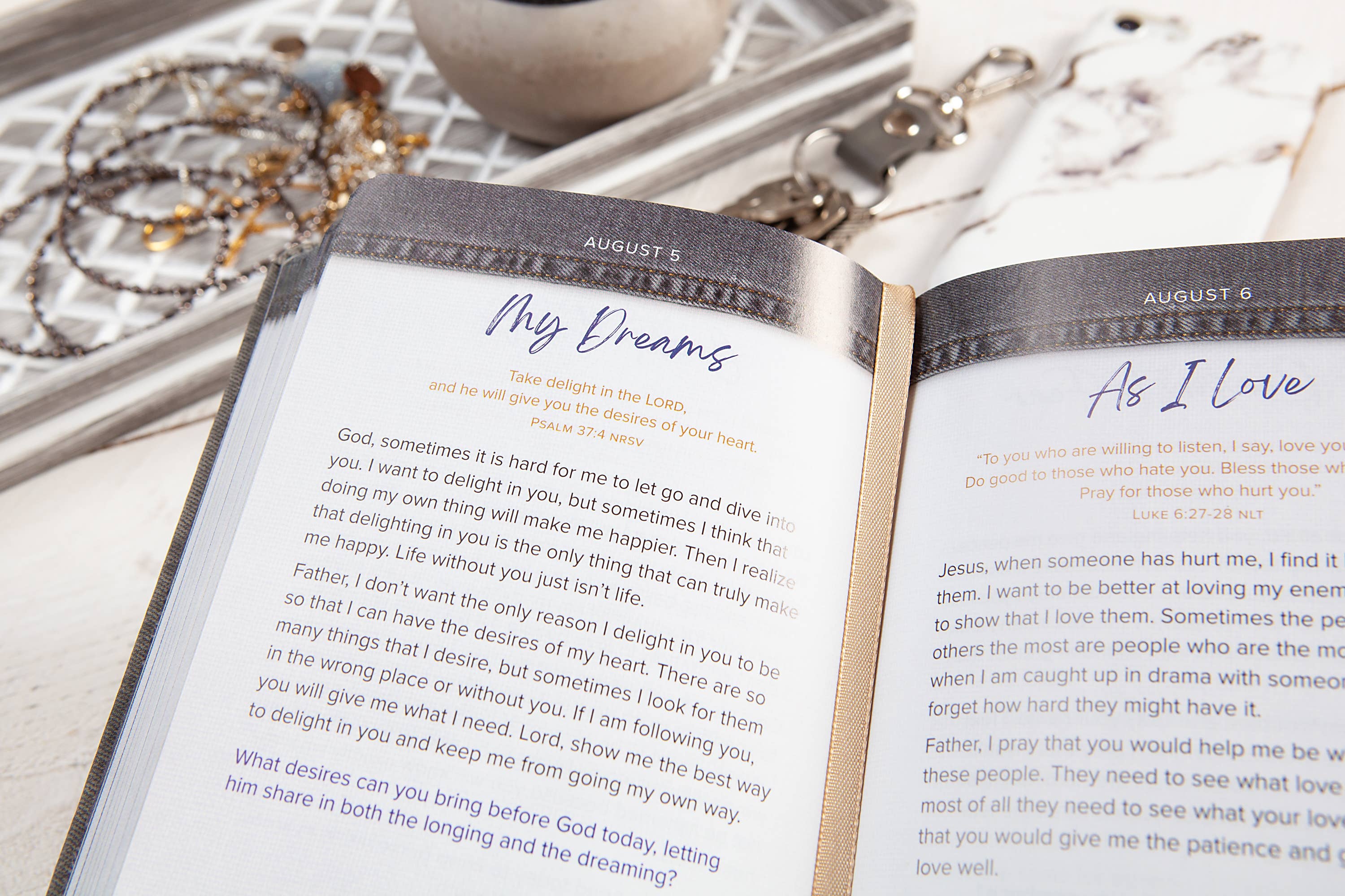 365 Days of Prayer for Teens (Devotional, Graduation Gifts)