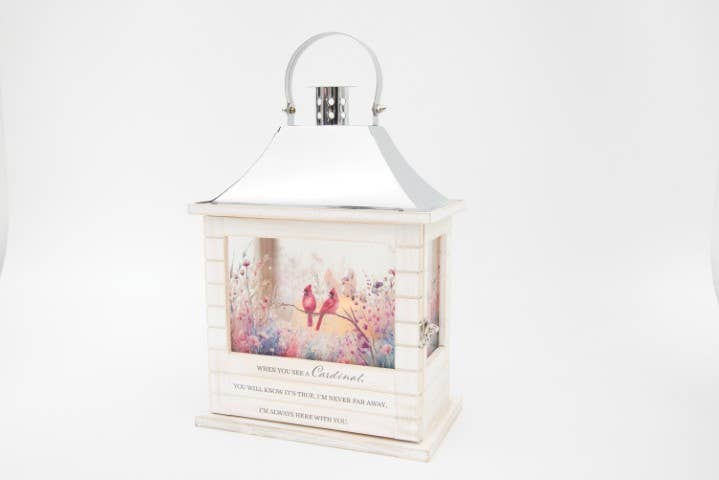 Cardinal Wooden Slat Lantern